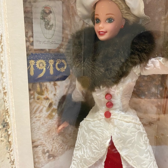 Barbie Hallmark Holiday Memories 1995 NWT Never opened, - Picture 3 of 9